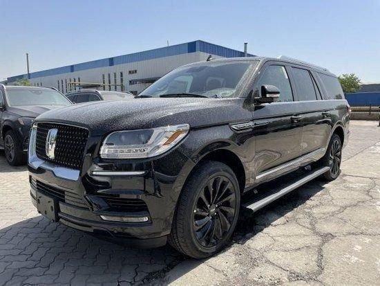 开云网站：2024款林肯领航员35T豪华大商务SUV配置高动力强天津港现车钜惠(图4)