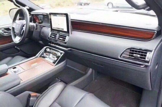 开云网站：2024款林肯领航员35T豪华大商务SUV配置高动力强天津港现车钜惠(图2)