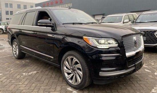 开云网站：2024款林肯领航员35T豪华大商务SUV配置高动力强天津港现车钜惠