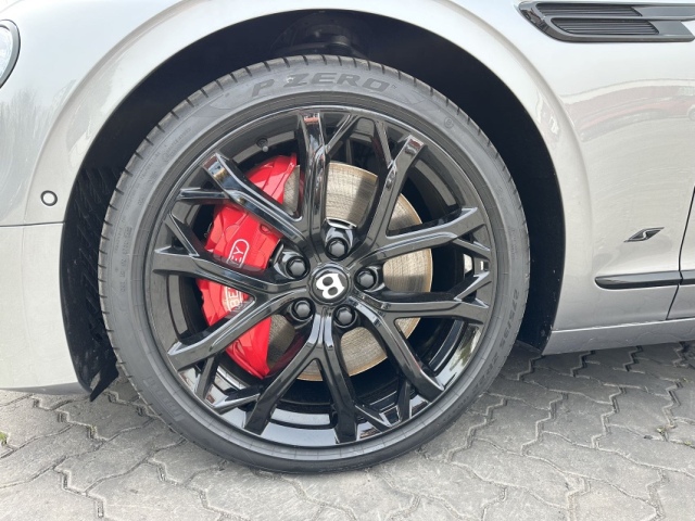 Kaiyun中国：2024款宾利飞驰40T现车颜色全可分期出售(图3)