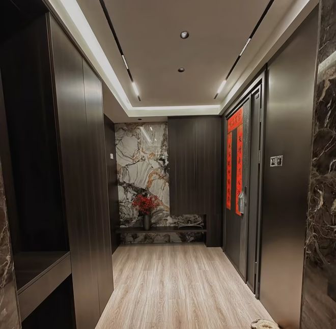 开云网站：不要邻居被称为“高端住宅”的一梯一户到底有多香？过来人说了大实话(图13)