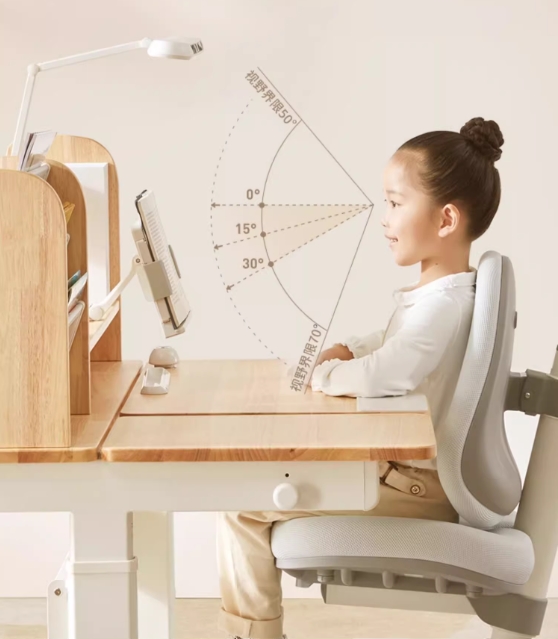 开云网站：光明园迪温馨提醒学习桌椅要这么用才正确(图3)