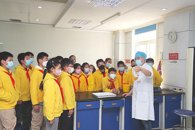 开云网站：蚌埠市中心血站：热血架起生命“彩虹”奋楫扬帆推动无偿献血事业高质量发展(图3)