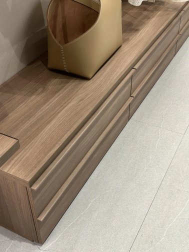 开云网站：交流与碰撞丨探知米兰家具展洞见家居未来【兔宝宝全屋定制】(图2)