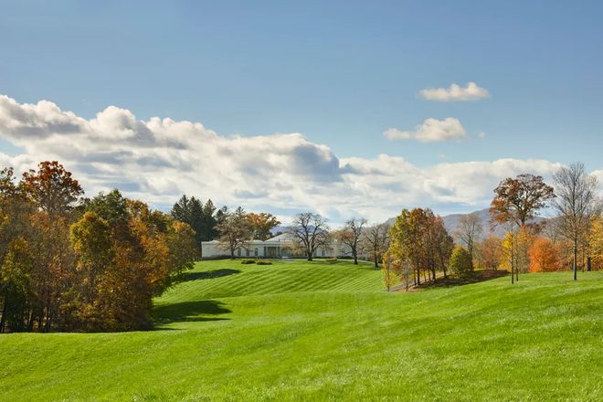 开云网站：前GoogleCEO埃里克·施密特在哈德逊河谷的家(图5)