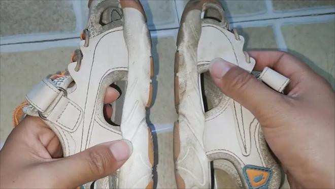 开云网站：把牙膏挤在梳子上效果太厉害了轻松解决很多男女朋友的烦恼！(图5)