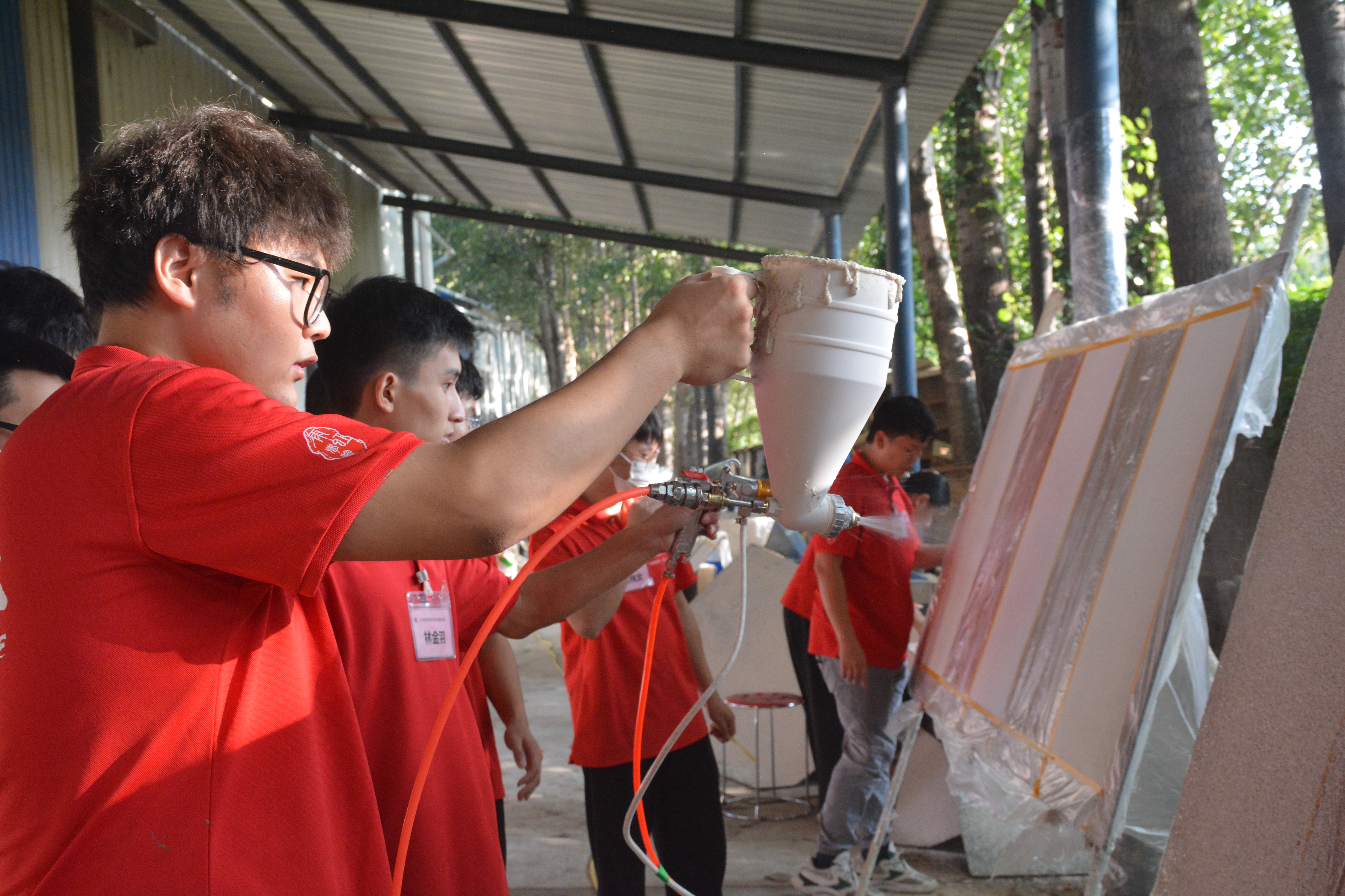 Kaiyun中国：东方雨虹发布2024年建筑建材行业十大风向(图2)