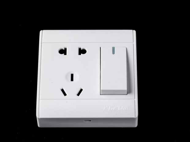 开云网站：格兰顿开关插座质量怎样？家庭装修的必备选择