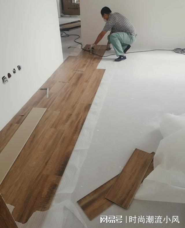 开云网站：零甲醛环保SPC防水地板原来安装这么简单