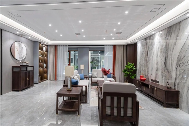 开云网站：一木柏雅全屋定制材料满足多样化的家装需求(图2)