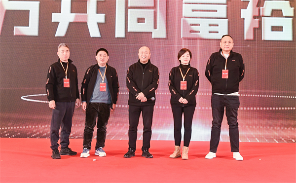 Kaiyun中国：2024法狮龙焕新启航携手全国经销商共筑品牌新高度(图13)