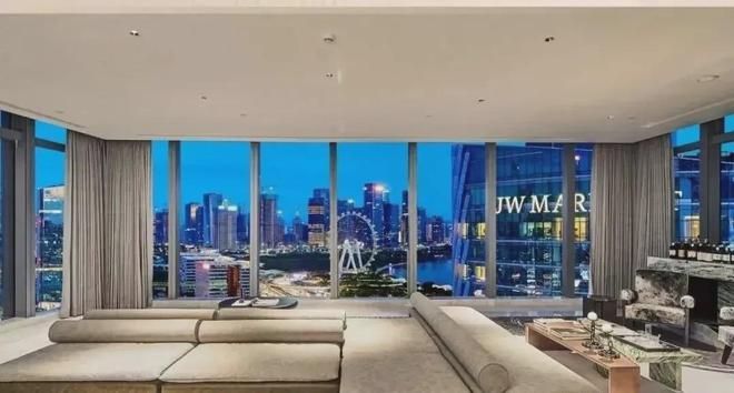 开云网站：SCT·湾流(售楼处）2024年末特价房送豪华装修送家电送首付！(图3)