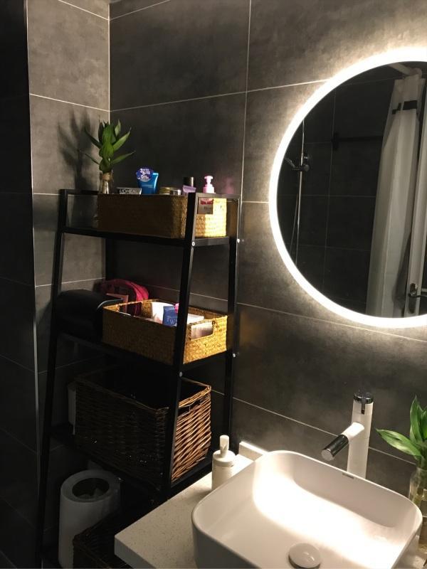 开云网站：讲真选对浴室镜：让卫生间即刻拥有高级感节省装修大开支！(图4)