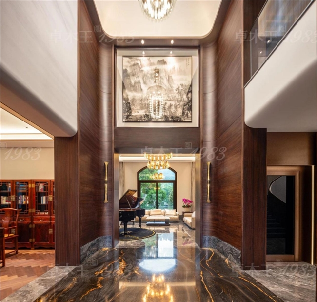 开云网站：卓木王荣誉加冕再夺高定G20品牌大奖(图7)