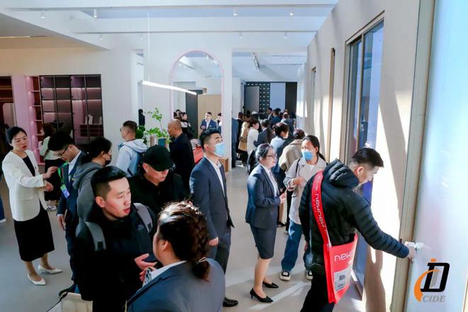 开云网站：创新不止为新赋能丨2024北京定制家居门业展圆满落幕(图4)