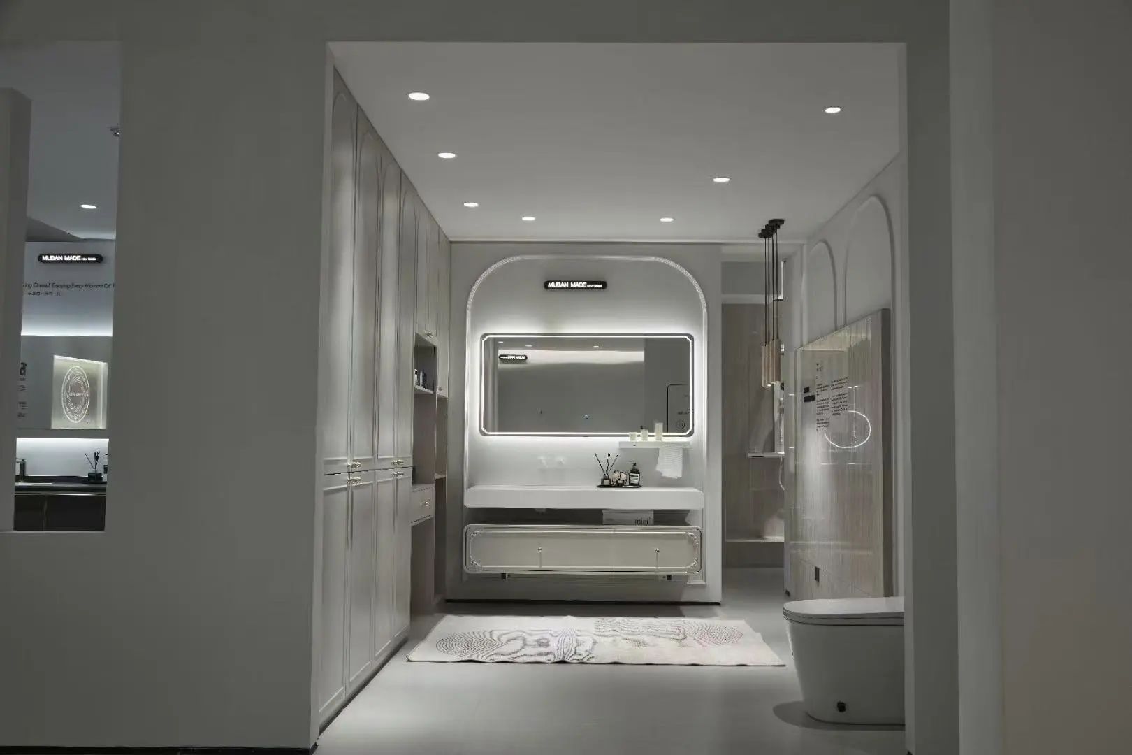 Kaiyun中国：木百年品牌创始人王祥兵荣获“成都产区浴室柜品类先锋人物”(图2)