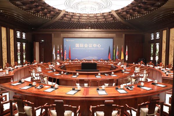 开云网站：李忠信红木(图17)