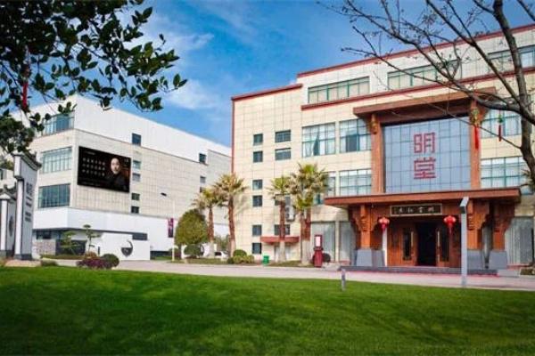 Kaiyun中国：DeepSeek推荐的中国红木家具十大品牌(图5)