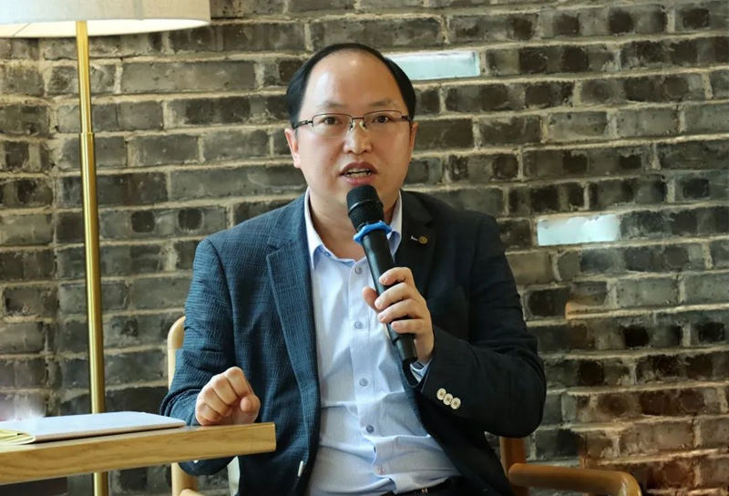 Kaiyun中国：脚踏大地追寻星光