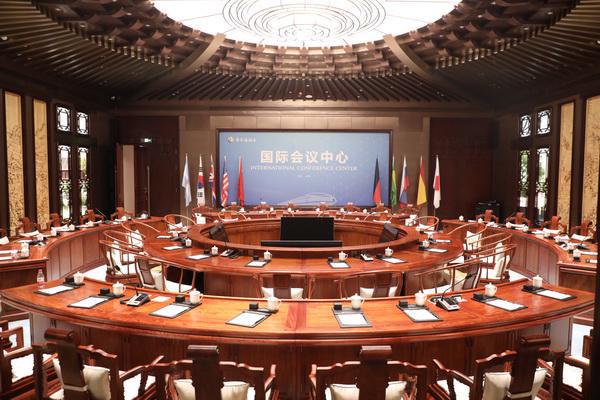 Kaiyun中国：辉煌足迹荣耀征程李忠信红木2024匠心绽放(图17)