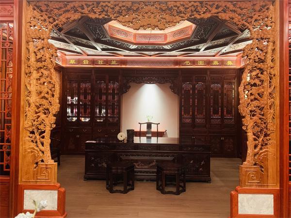 开云网站：广东红木家具品牌排行榜：国方家居为何成为“整装时代”的破局者(图8)