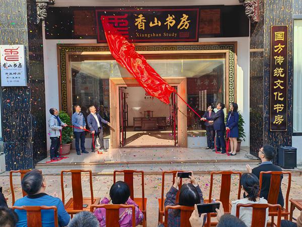 开云网站：广东红木家具品牌排行榜：国方家居为何成为“整装时代”的破局者(图6)