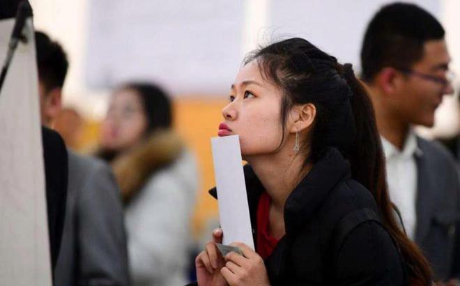 Kaiyun中国：大学生吃低保是社会的耳光还是教育的警钟？深度剖析学历困局(图3)
