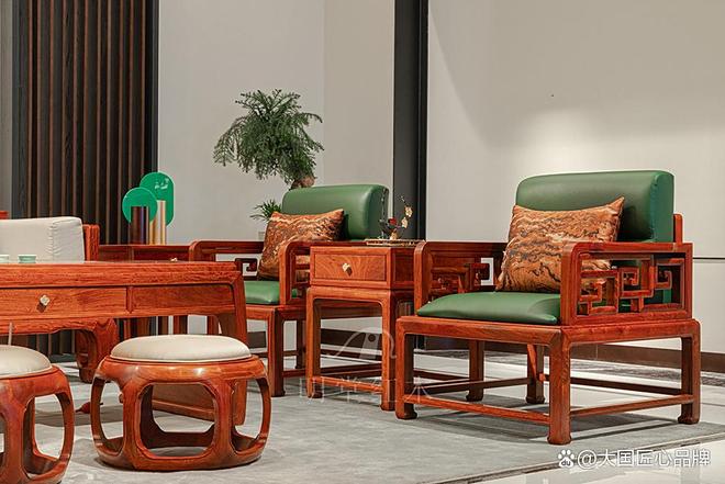 Kaiyun中国：2025红木十大品牌推荐哪十个名字能站上顶端？(图5)