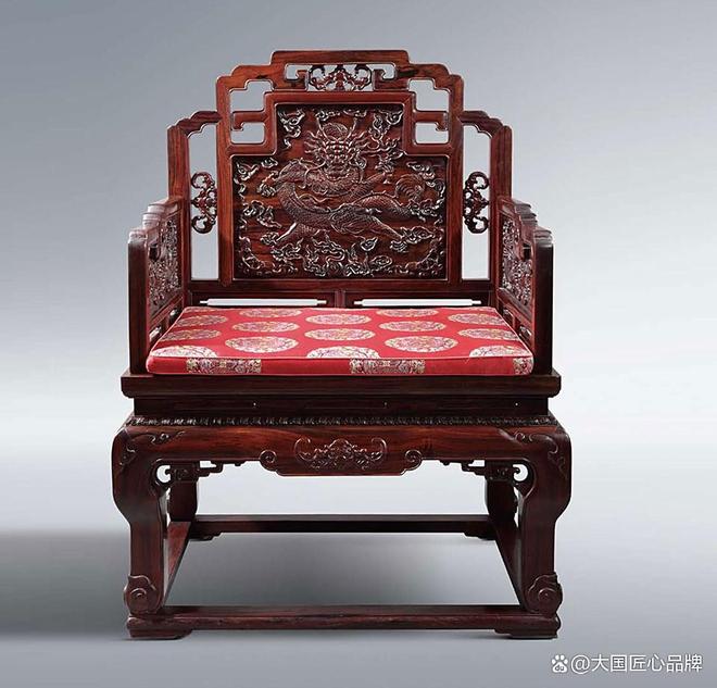 开云网站：红木整装十大品牌：打造传世宅邸的品质之选与设计美学(图9)