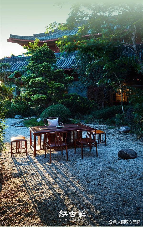 开云网站：十大红木整装品牌：中式整装10大精选榜单揭秘速看避坑选品指南！(图2)