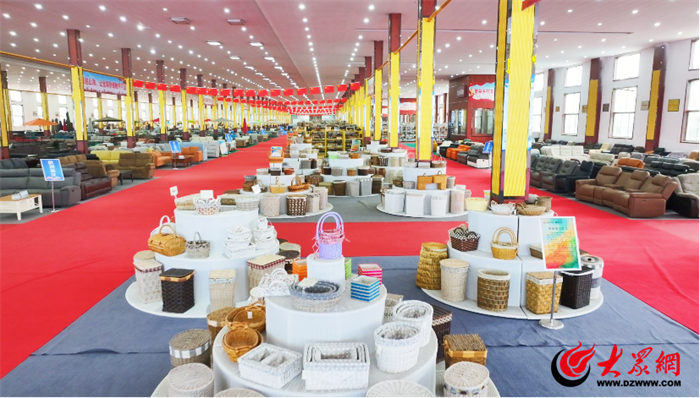 Kaiyun中国：府东街丨曹县木制品“出海记”：一棵树的全球旅程一个小城的产业突围_要闻_大众网