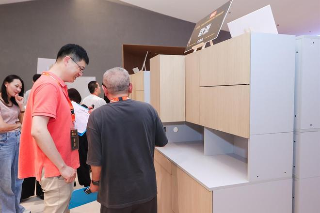 开云网站：2025“百隆杯”上海市定制家居安装比武圆满收官惟嘉朱蔚解读行业升级路径(图6)