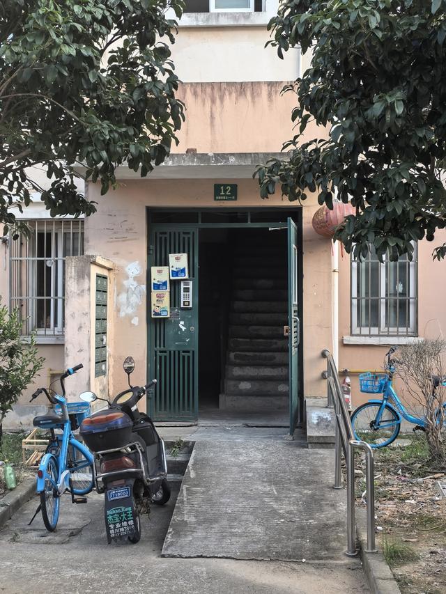 Kaiyun中国：浦东多个小区门禁同时瘫痪又是政府早年统一改造实事工程该如何“善后”(图5)