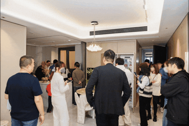 开云网站：中海环宇玖章(售楼处)网站-中海环宇玖章销售中心(营销中心)-楼盘欢迎您-小区环境-户型-价格-地址-楼盘详情-周边配套-售楼处电话-交房时间(图2)