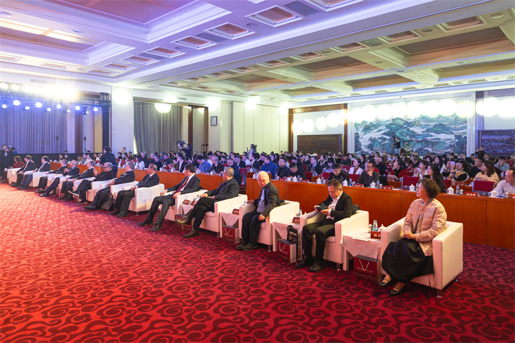 开云网站：第六届茶馆业大会举行“十五五”发展方向锚定(图2)