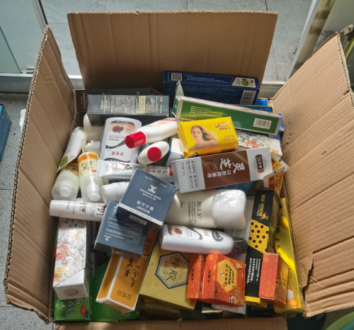 开云网站：骗子网课看上瘾“私域直播”爆中老年金币