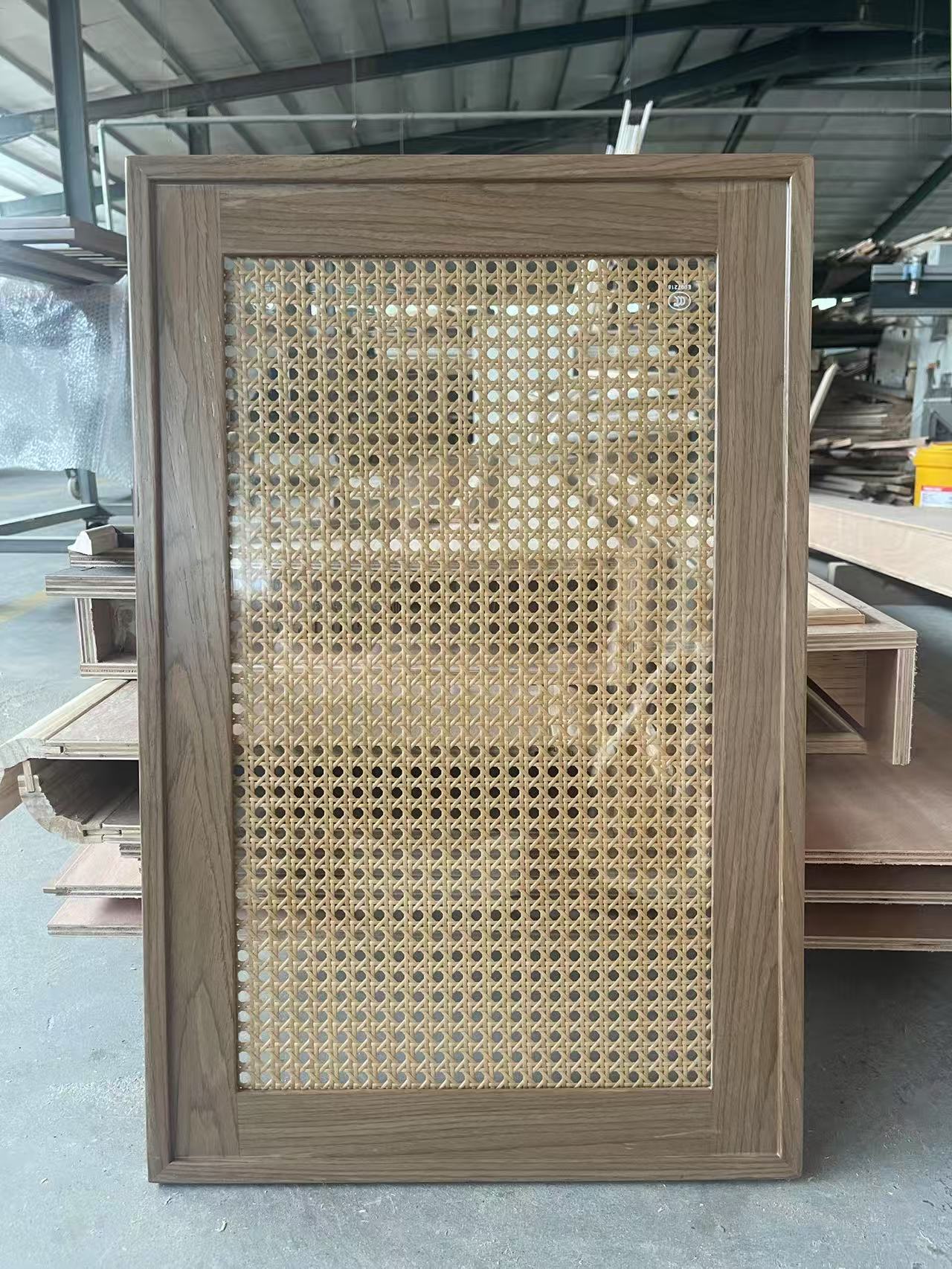 开云网站：2024年木门定制市场深度评测：如何甄选诚信实力厂商？(图3)